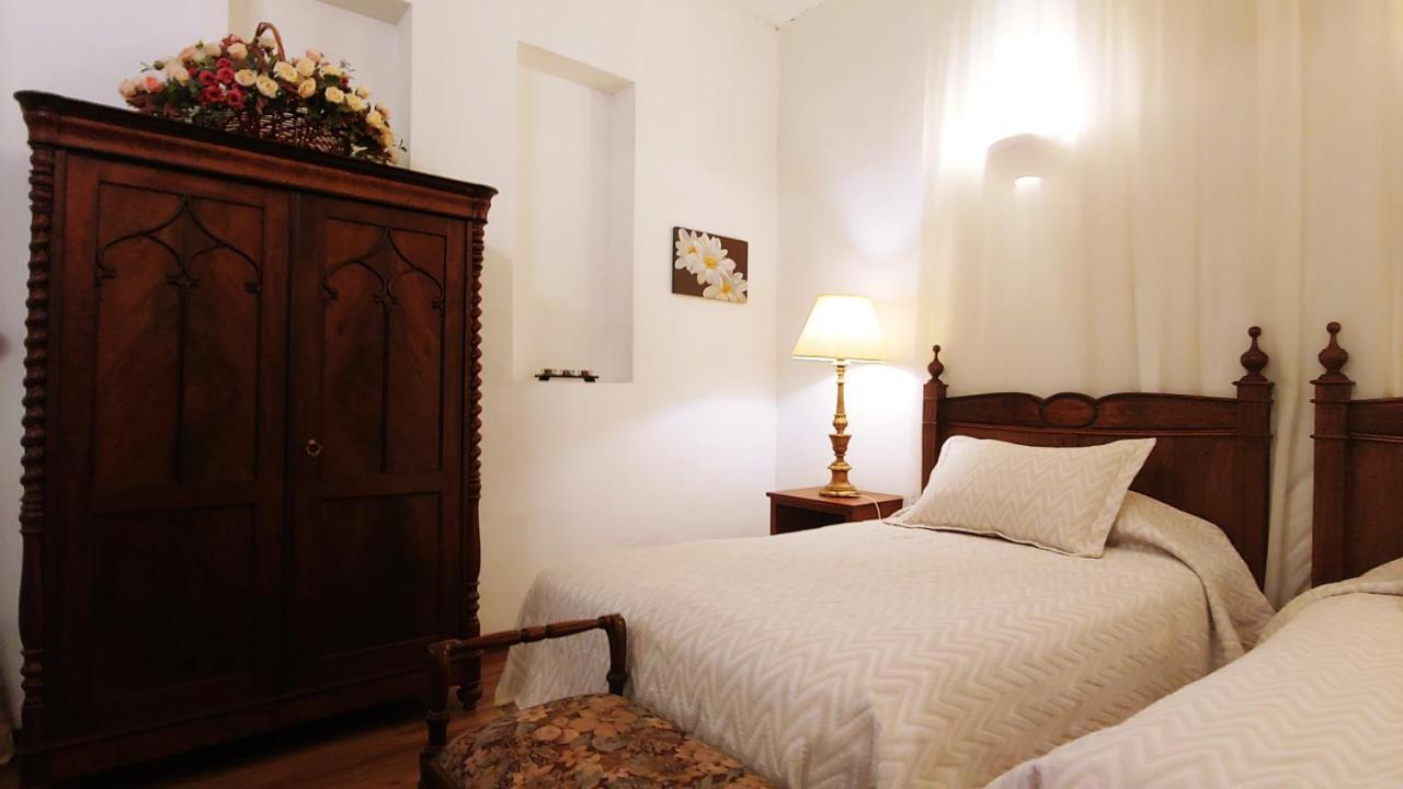 Casa Montalvo Bed & Breakfast Куенка Екстериор снимка