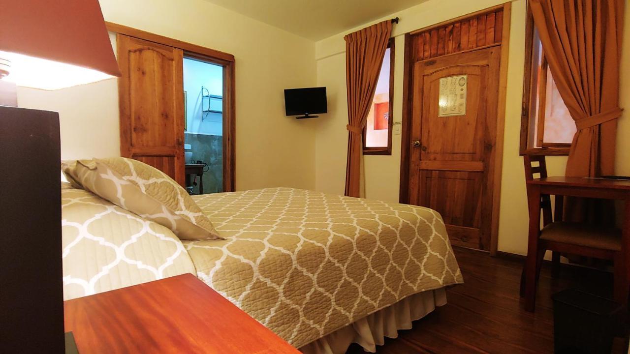 Hotel Boutique Casa Montalvo Куенка Екстериор снимка