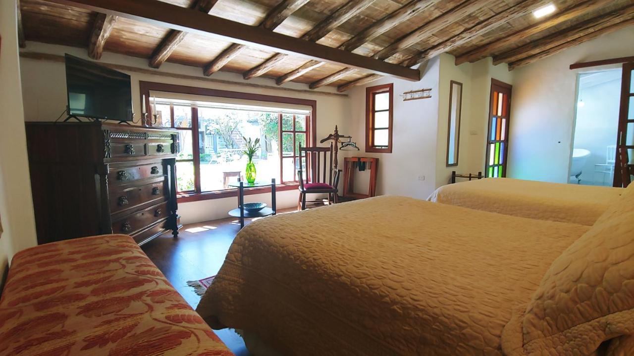 Hotel Boutique Casa Montalvo Куенка Екстериор снимка