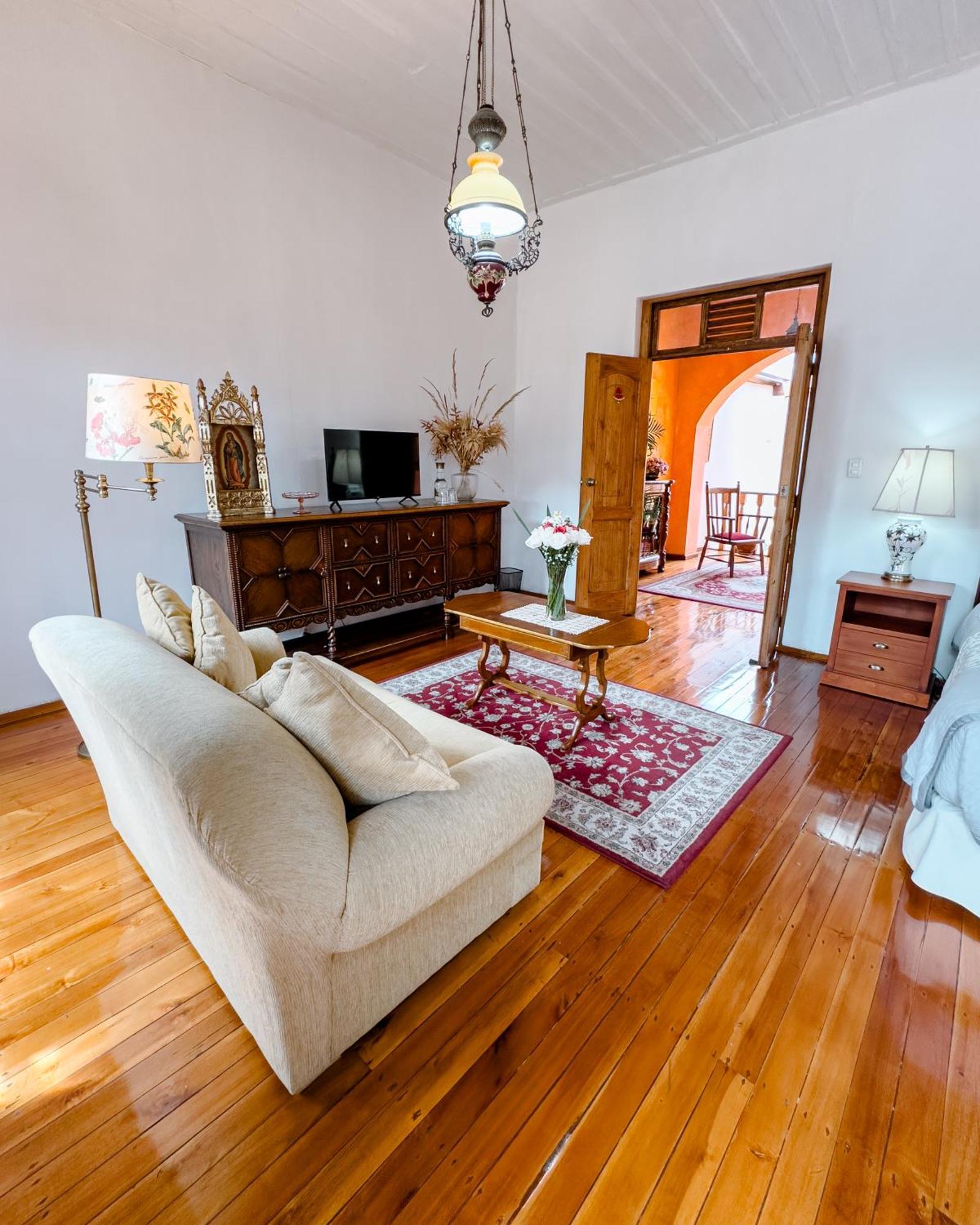 Hotel Boutique Casa Montalvo Куенка Екстериор снимка