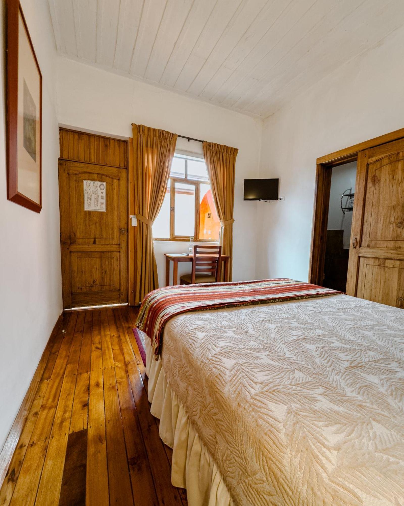Hotel Boutique Casa Montalvo Куенка Екстериор снимка