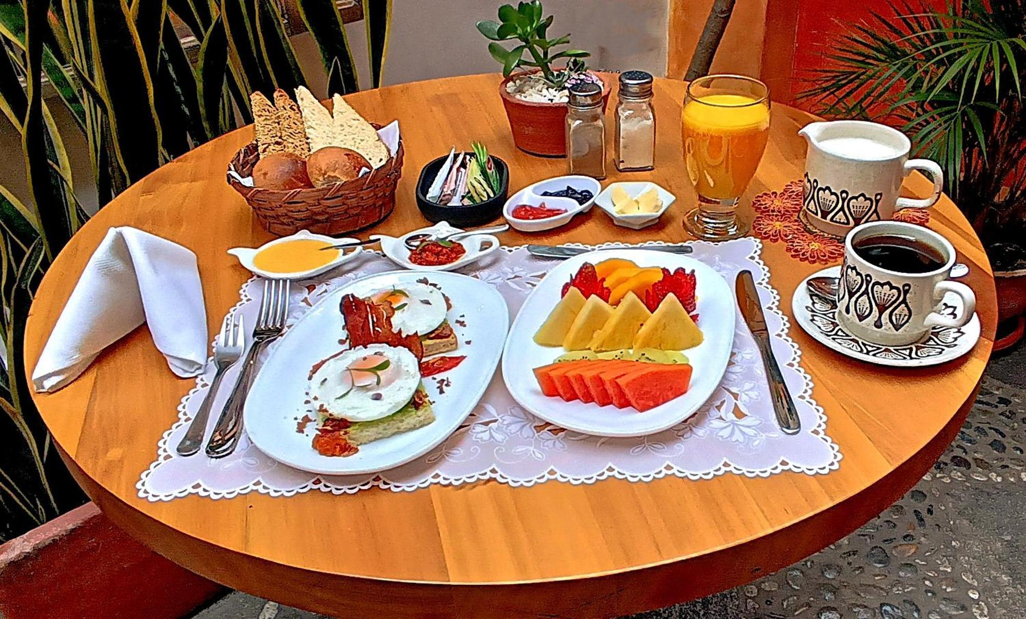 Hotel Boutique Casa Montalvo Куенка Екстериор снимка